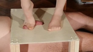 Nylon tight feet cock stomping by goth domina pt2