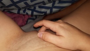 I woke up so hot that I masturbated very rich in my bed